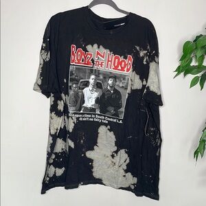 Boyz in the Hood Black and Grey Short Sleeve Tee with Graphic Design
